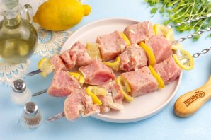 Шашлык из свинины с лимоном