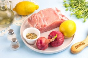 Шашлык из свинины с лимоном