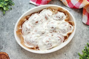 Синабоны из слоеного теста