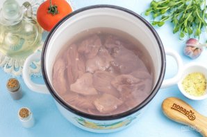 Суп из консервированной фасоли с мясом