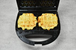 Вафли с кабачком и сыром