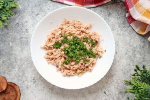 Бутерброды с горбушей консервированной Бутерброды с горбушей консервированной