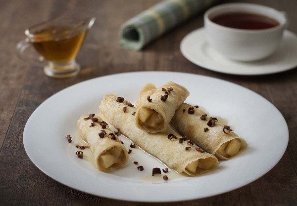 Блинчики с яблоками Блинчики с яблоками