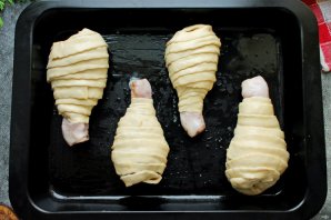 Куриные ножки в слоеном тесте Куриные ножки в слоеном тесте