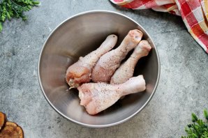 Куриные ножки в слоеном тесте Куриные ножки в слоеном тесте