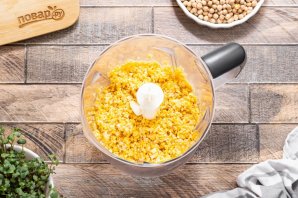 Нутовый хлеб без муки и дрожжей