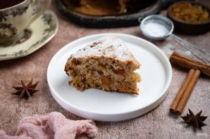 Пирог постный с изюмом