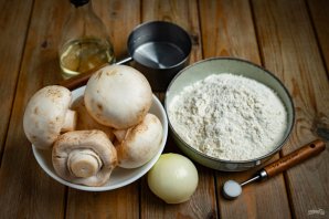 Постные вареники с грибами Постные вареники с грибами