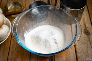 Постные вареники с грибами Постные вареники с грибами