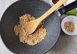 Постный салат из моркови