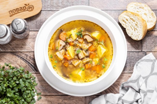 Постный суп с грибами Постный суп с грибами