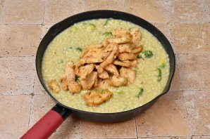 Птитим с курицей и брокколи