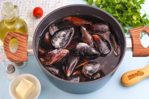 Ракушки мидии в сливочном соусе