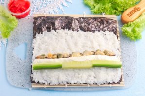 Роллы с мидиями