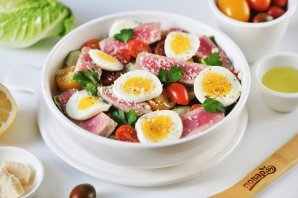 Салат с отварным тунцом Салат с отварным тунцом