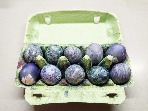 Как покрасить яйца чаем каркаде Как покрасить яйца чаем каркаде