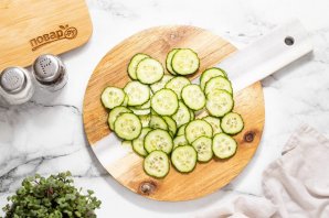 Азиатский салат из кабачка