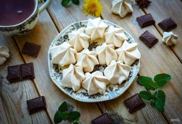 Безе в аэрогриле