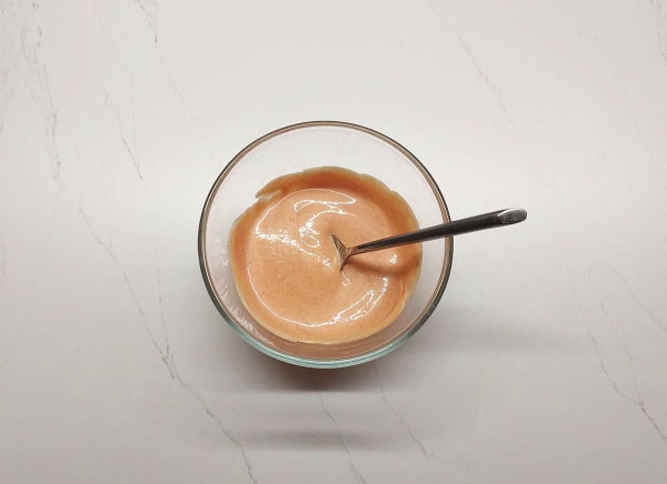 Горячие бутерброды с колбасой и сыром Горячие бутерброды с колбасой и сыром