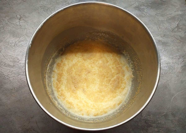 Пасхальные куличи с изюмом