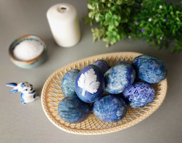 Как покрасить яйца чаем каркаде Как покрасить яйца чаем каркаде