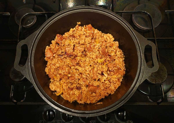 Плов с говядиной и финиками