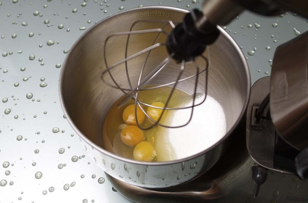 Пасхальные куличи с изюмом