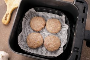 Котлеты из индейки в аэрогриле