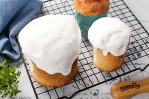 Пасхальный кулич на сливках и сухих дрожжах Пасхальный кулич на сливках и сухих дрожжах