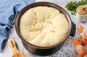 Пасхальный кулич на сливках и сухих дрожжах Пасхальный кулич на сливках и сухих дрожжах