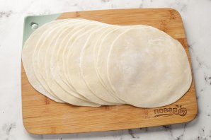 Постные чебуреки