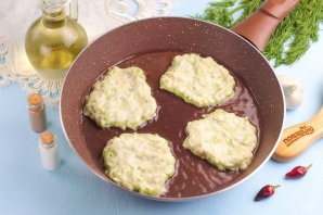 Постные оладьи из кабачков