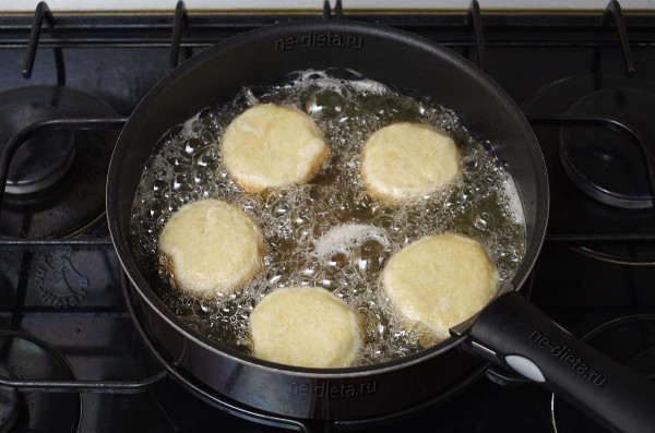 Беляши с мясом