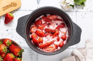 Клубничное варенье без сахара Клубничное варенье без сахара