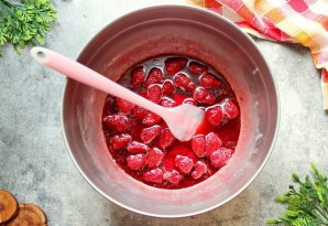 Клубничное варенье жидкое Клубничное варенье жидкое