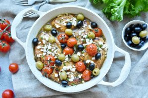 Курица по-гречески с фетой Курица по-гречески с фетой