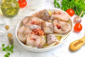 Минтай с картошкой