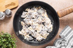 Сморчки в сметане