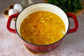 Зеленый борщ из крапивы Зеленый борщ из крапивы