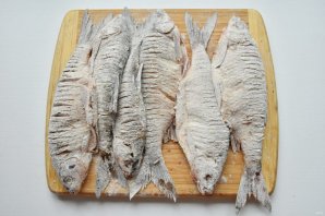 Жареный чебак