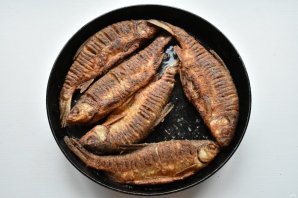 Жареный чебак