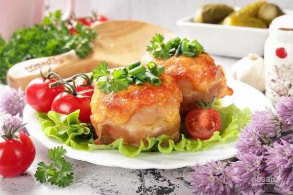 Картофель с беконом в духовке