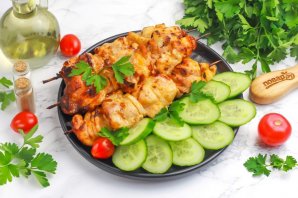 Шашлык из курицы в аэрогриле Шашлык из курицы в аэрогриле