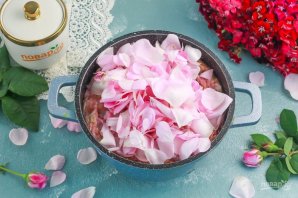 Варенье из розы