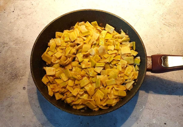 Стручковая фасоль с помидорами Стручковая фасоль с помидорами
