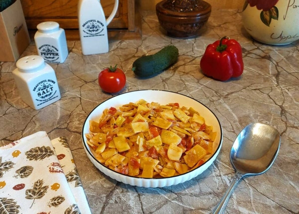 Стручковая фасоль с помидорами Стручковая фасоль с помидорами