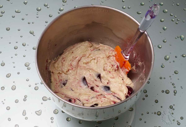 Кекс со сливами и орехами Кекс со сливами и орехами