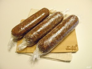 Шоколадная колбаса из печенья Шоколадная колбаса из печенья