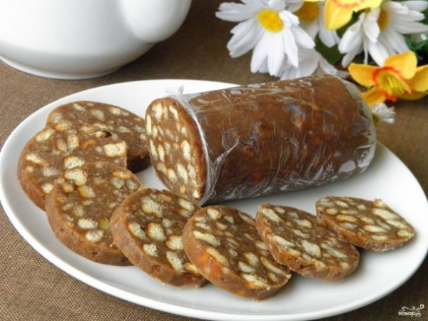 Шоколадная колбаса из печенья Шоколадная колбаса из печенья