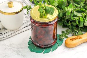 Вишня в собственном соку для тортов